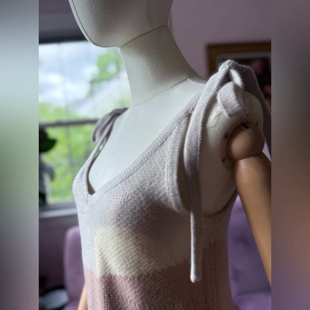 Colorblock Knit Tank Top - Picture 3 of 4